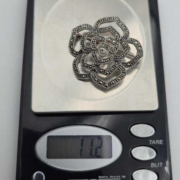 Sterling Silver Stunning Marcasite Gem Flower Pin Brooch B542 - Picture 6 of 6